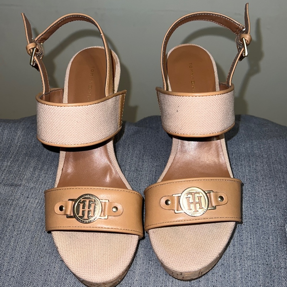Tommy Hilfiger Nude Wedges